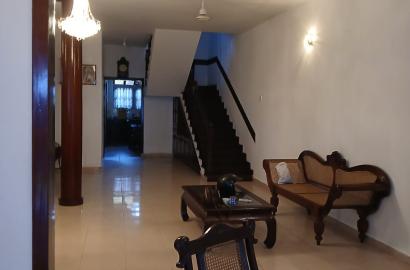 05 Bedroom House for Sale in Colombo 03 – 140 Mn
