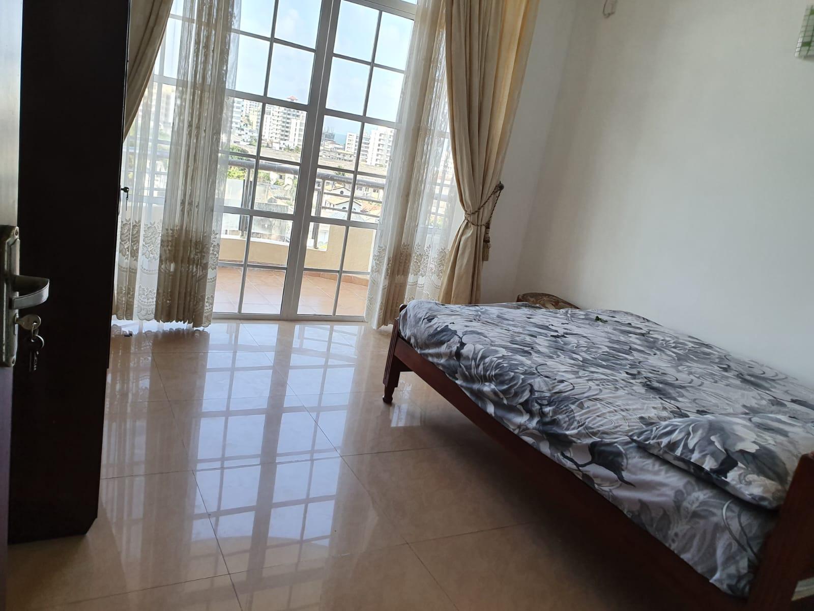 Furnished Apartment Rent, Bambalapitiya - 3 Bedrooms - 200,000 per Month