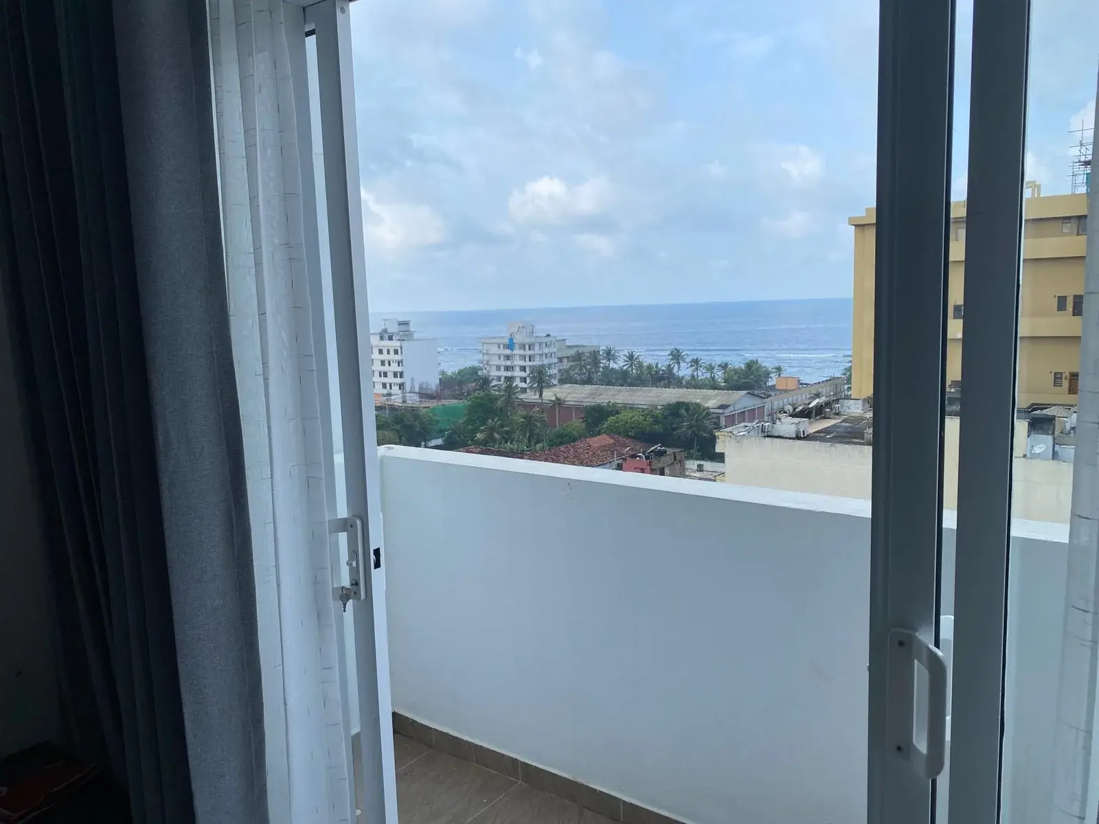 3BR Furnished Apartment with Sea View in Skyline Residencies, Col 6