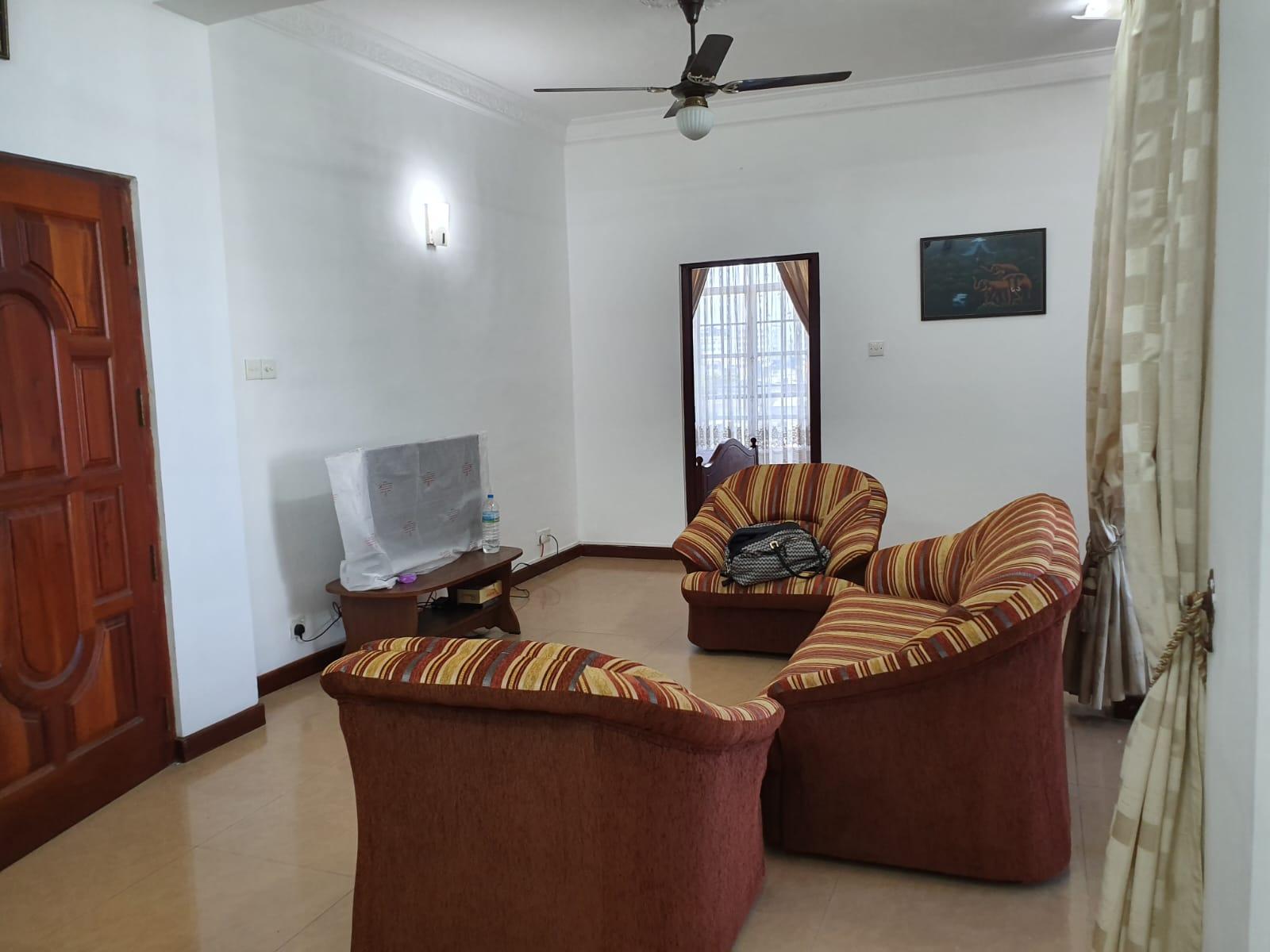 Furnished Apartment Rent, Bambalapitiya - 3 Bedrooms - 200,000 per Month