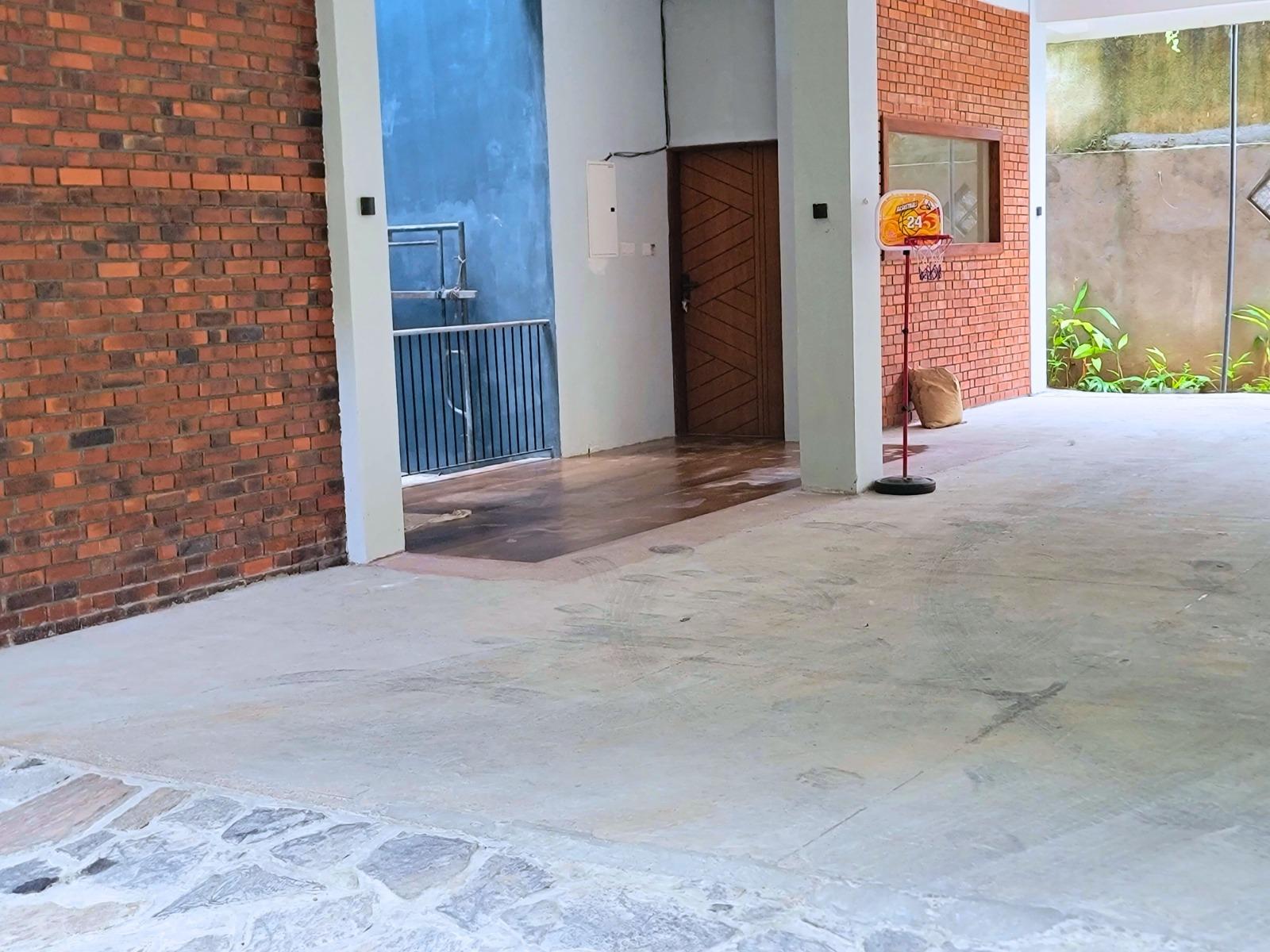 PRIME Commercial Space (2500 Sqft) for Rent in Rajagiriya | LKR 99K