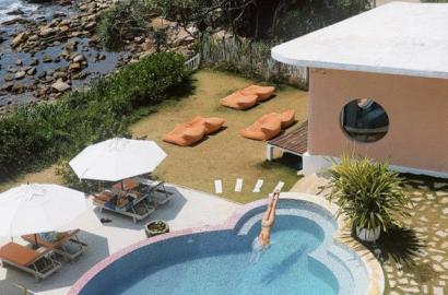 Beachfront Hotel for Sale in Hirikatiya – Prime Investment Opportunity