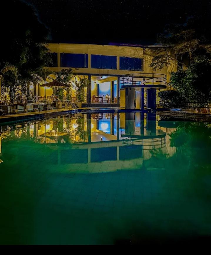Hotel For Sale - Kalutara