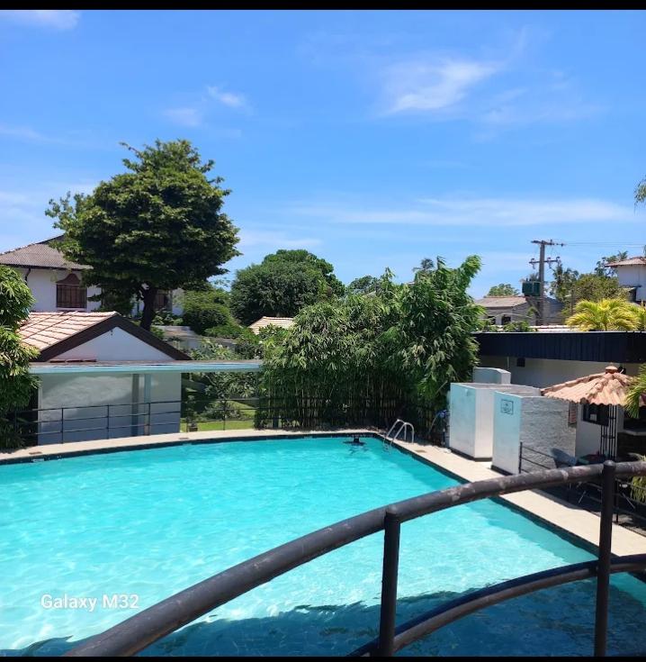 Hotel For Sale - Kalutara