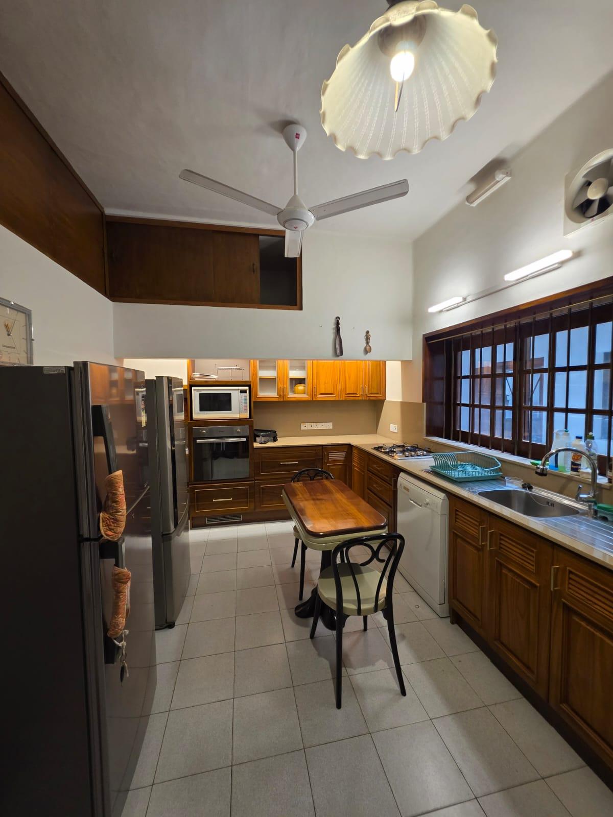 Fully Furnished House - Colombo 05