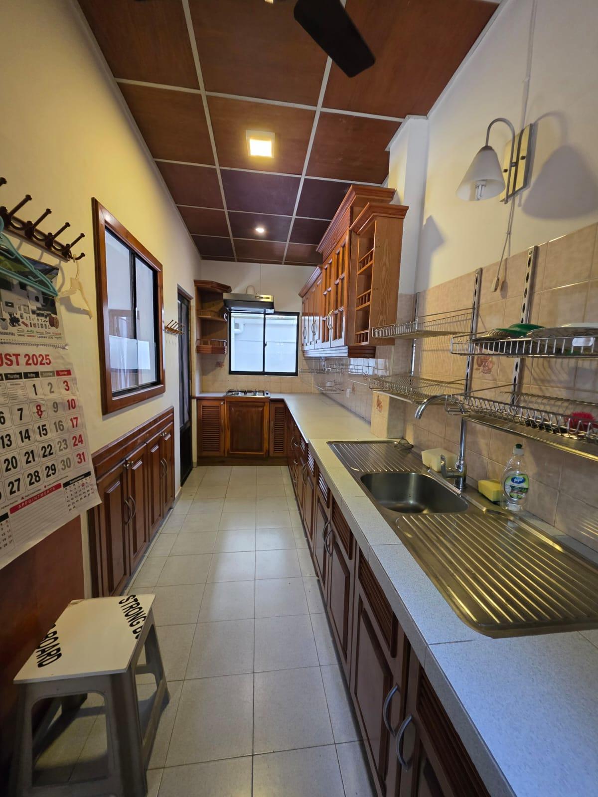 Fully Furnished House - Colombo 05