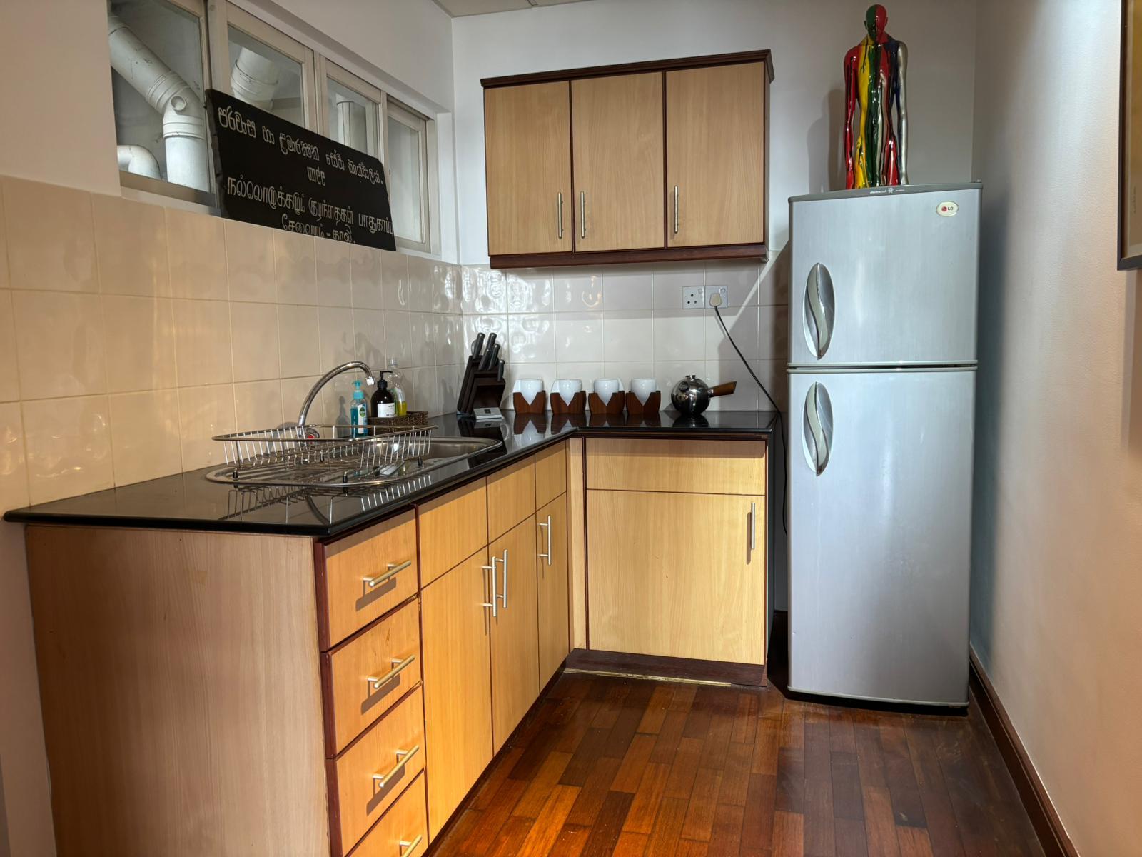 Sea View Apartment for Sale – Wellawatte, Colombo 6 | Fully Furnished | 50 Mn