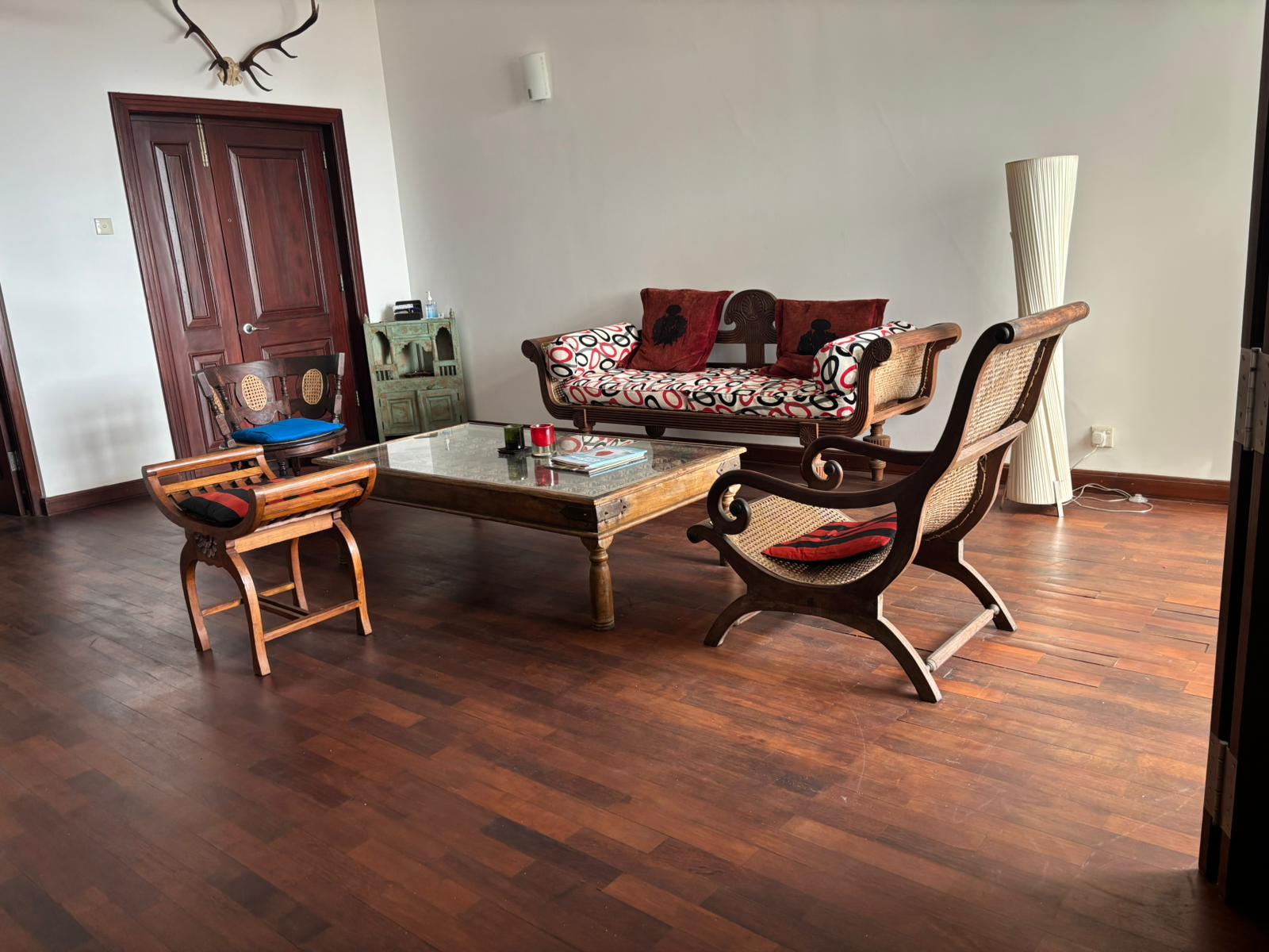 Sea View Apartment for Sale – Wellawatte, Colombo 6 | Fully Furnished | 50 Mn