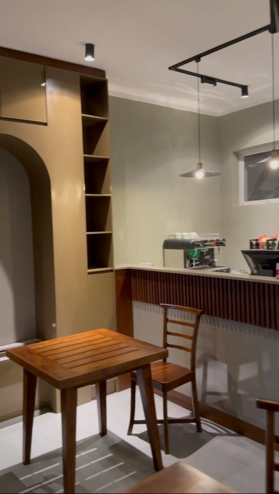 1500 Sqft Garden Café/Restaurant Space for Rent in Kalubowila