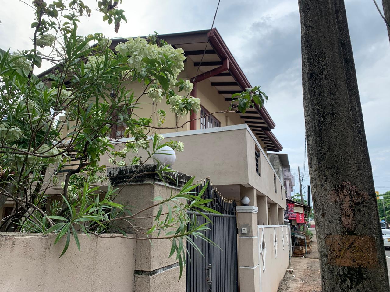 House with Annex for Sale - 15 Perches - 5 Bedrooms - 75 Mn