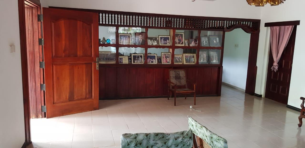 House with Land for Sale – Kahawatta  - 135 Perches - 26.5 Mn