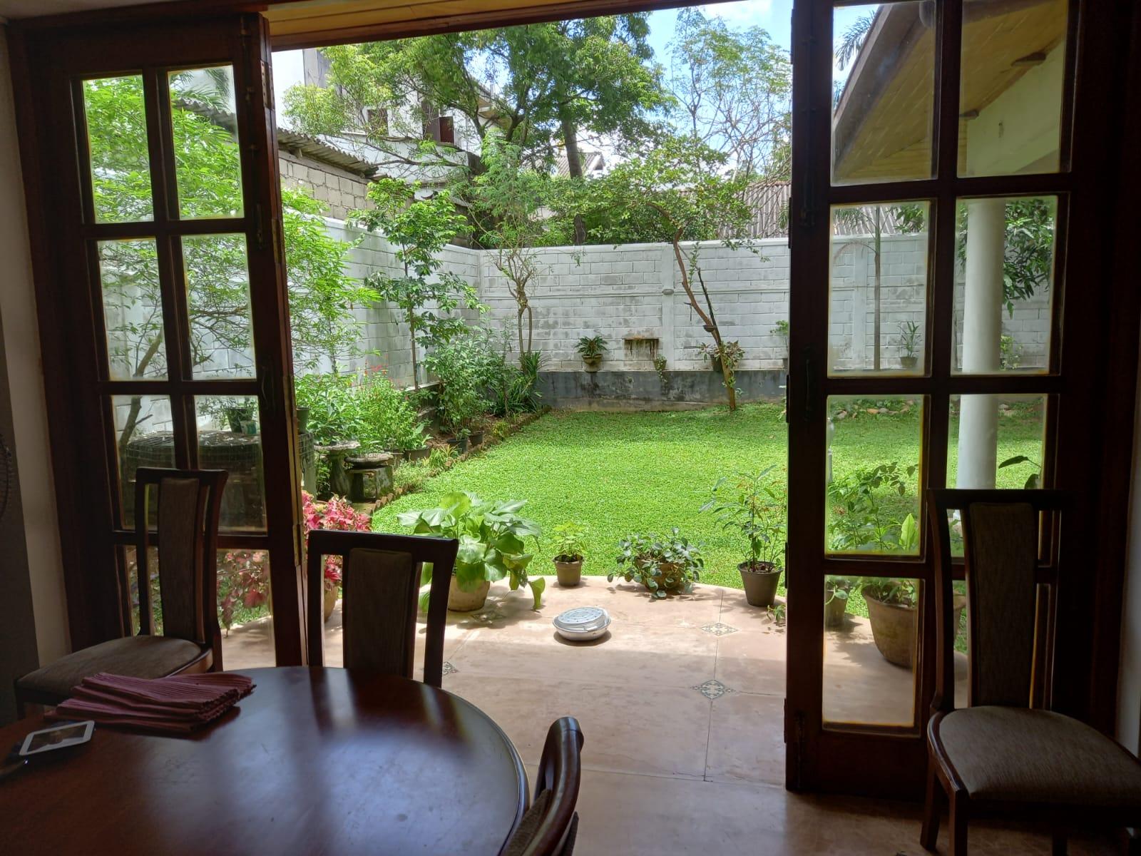 4500 Sqft 4BR House with Solar Power in Pelawatte (22 Perches)