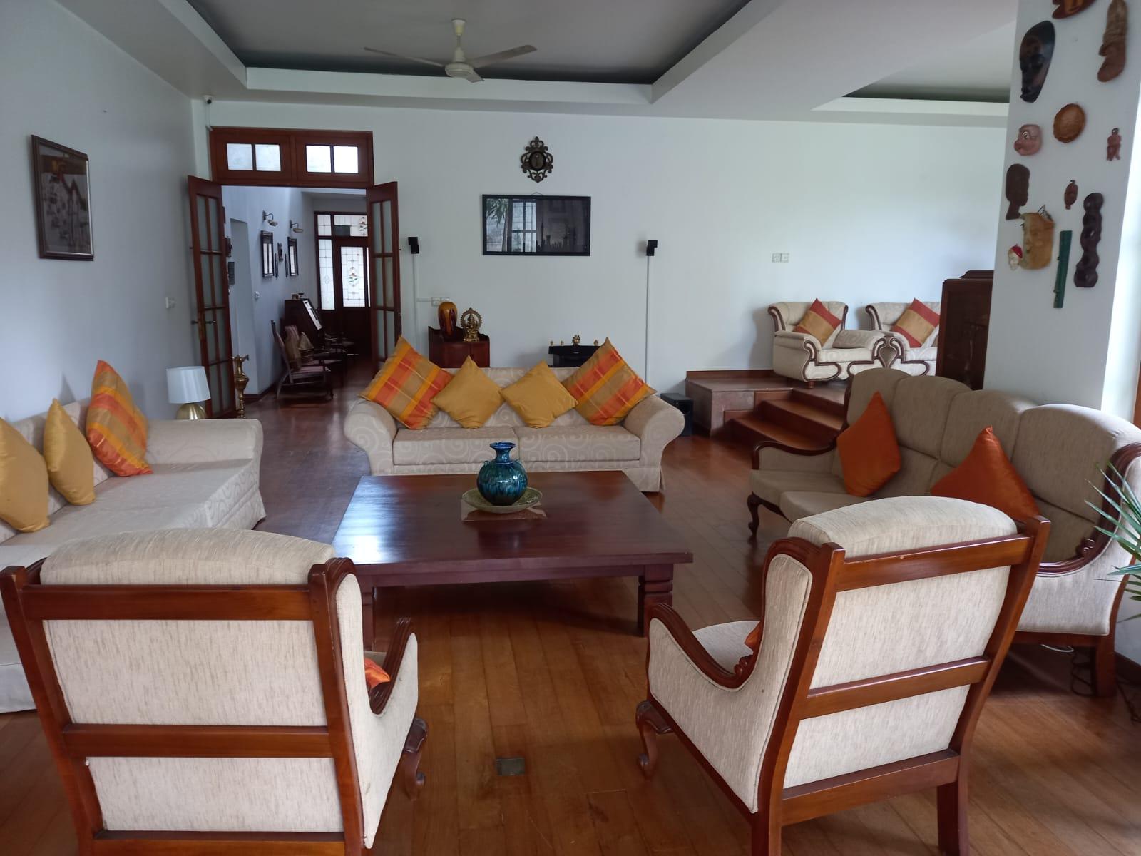 4500 Sqft 4BR House with Solar Power in Pelawatte (22 Perches)