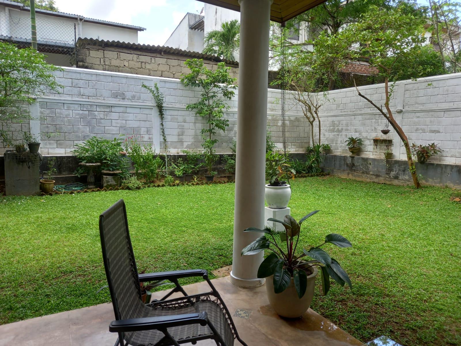 4500 Sqft 4BR House with Solar Power in Pelawatte (22 Perches)