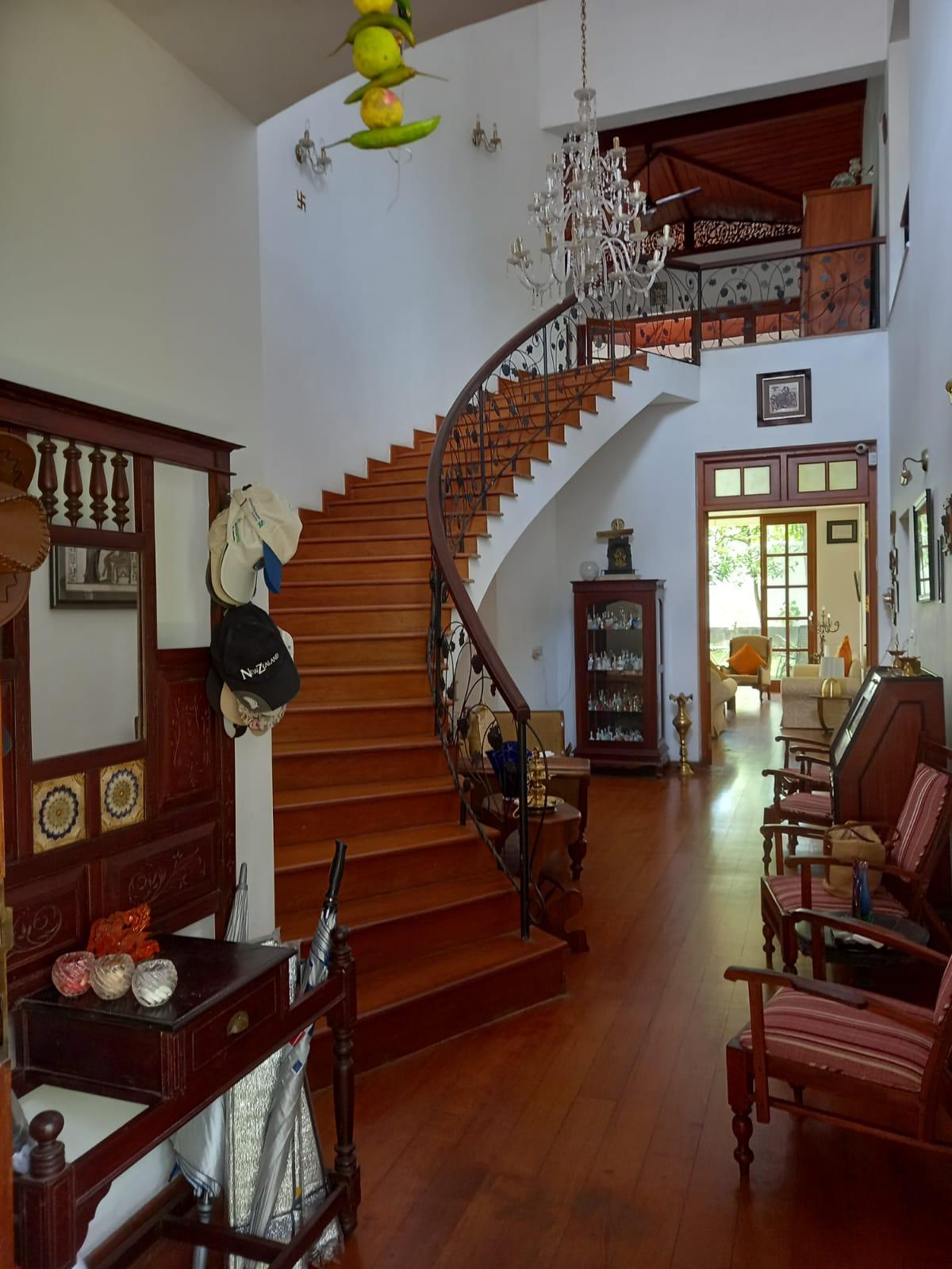 4500 Sqft 4BR House with Solar Power in Pelawatte (22 Perches)