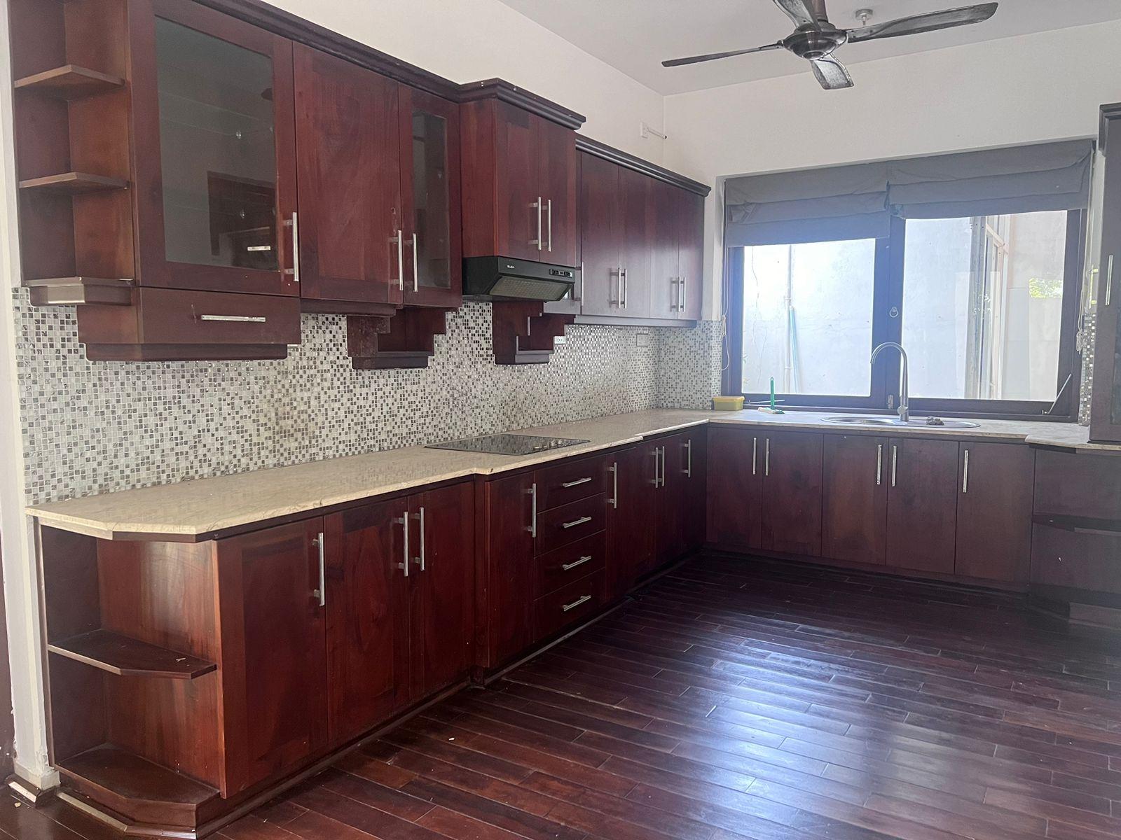 House for Sale – Thalawathugoda