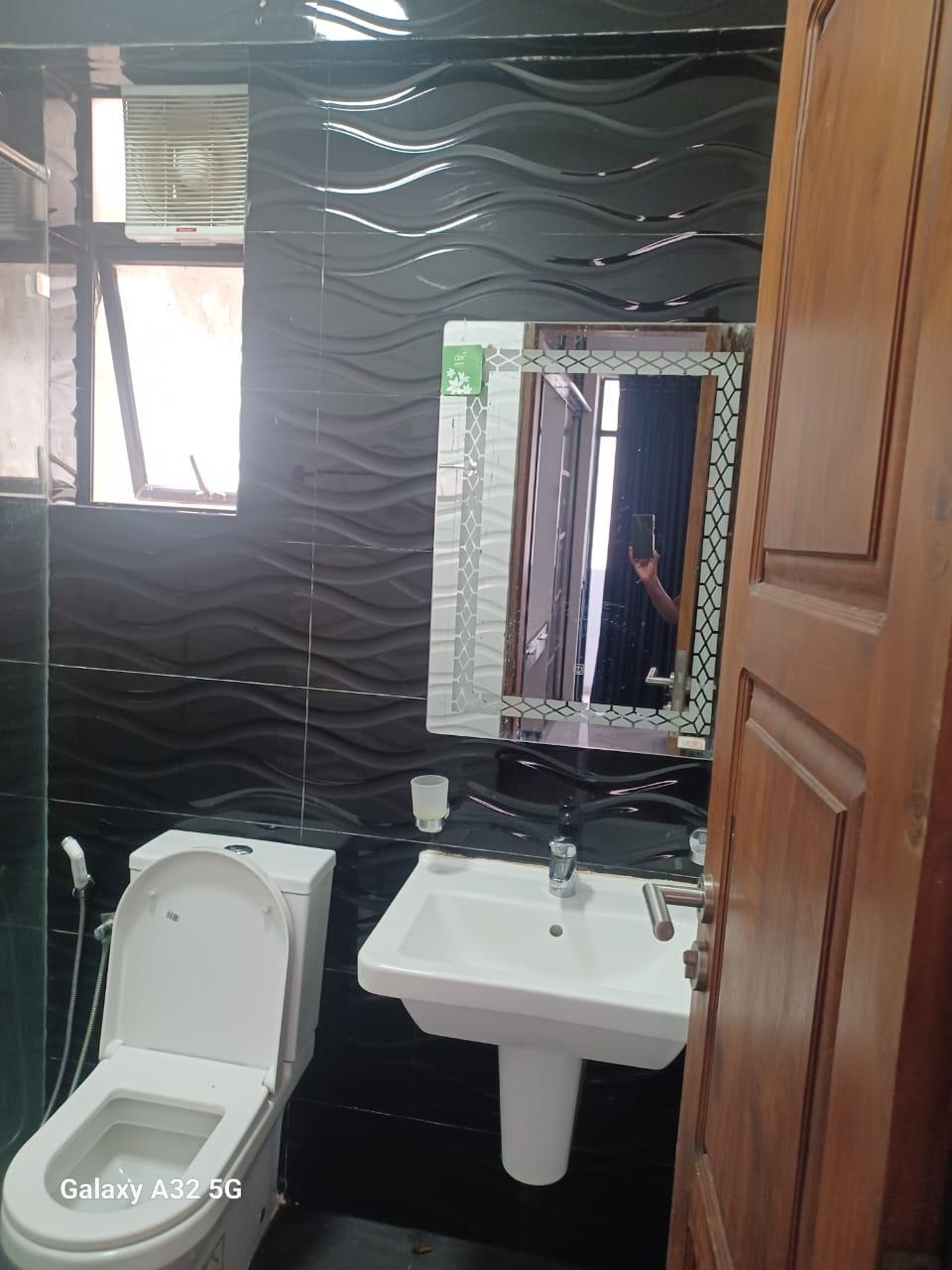 FULLY FURNISHED APARTMENT FOR RENT WELLAWATHA*