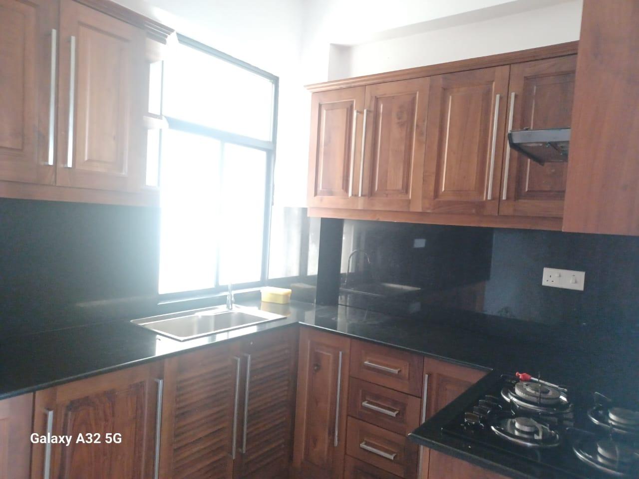 FULLY FURNISHED APARTMENT FOR RENT WELLAWATHA*