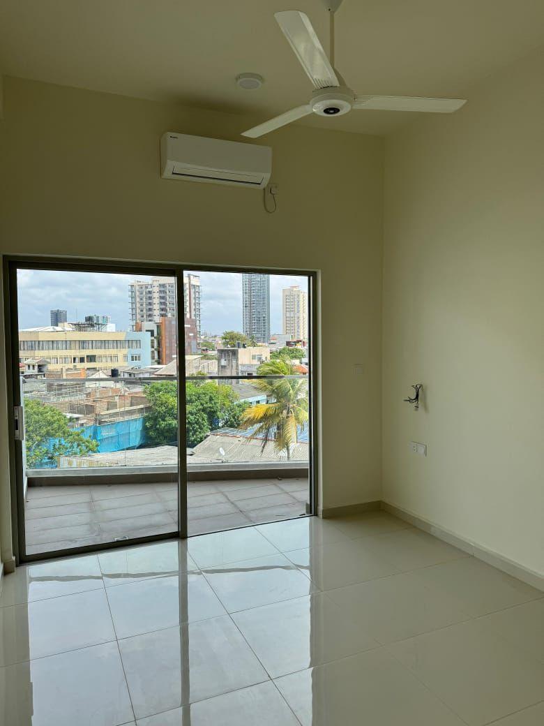 Luxury 3BR Apartment for Sale in Colombo 5 – Brand New, Prime Location