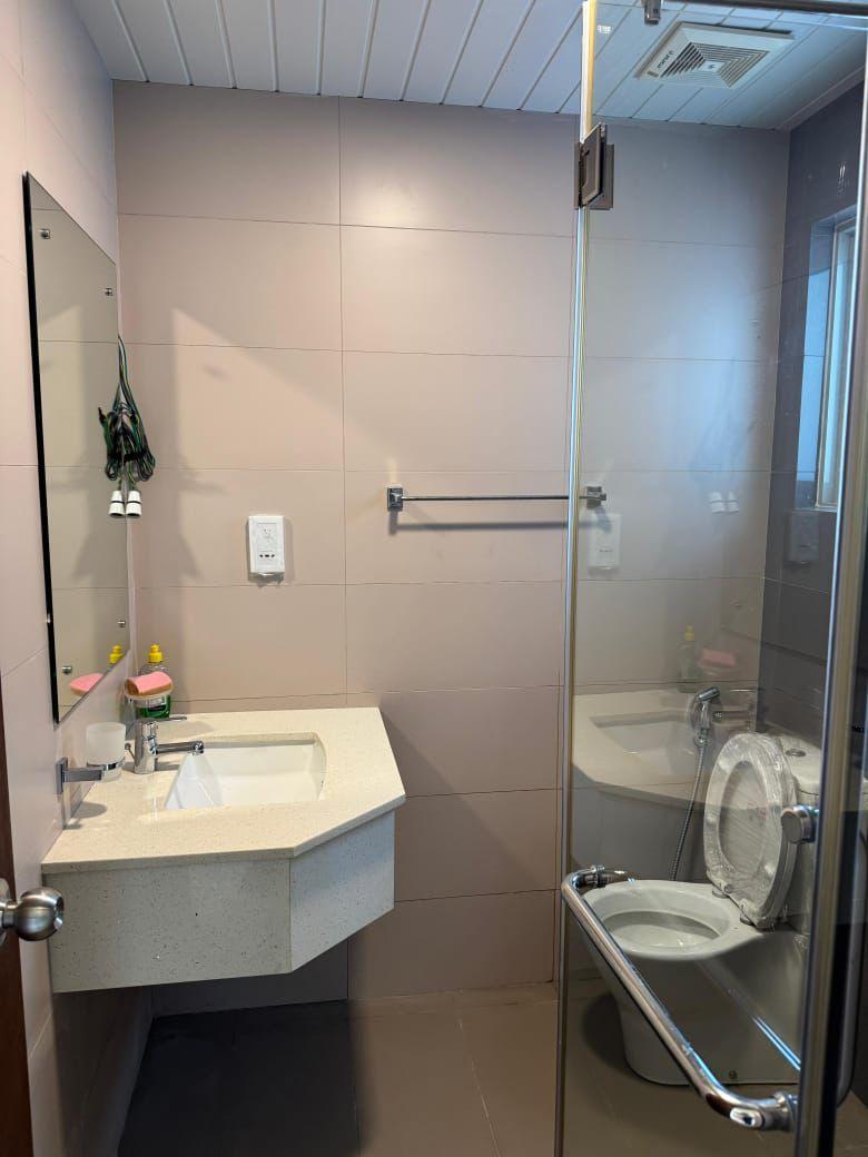 Luxury 3BR Apartment for Sale in Colombo 5 – Brand New, Prime Location