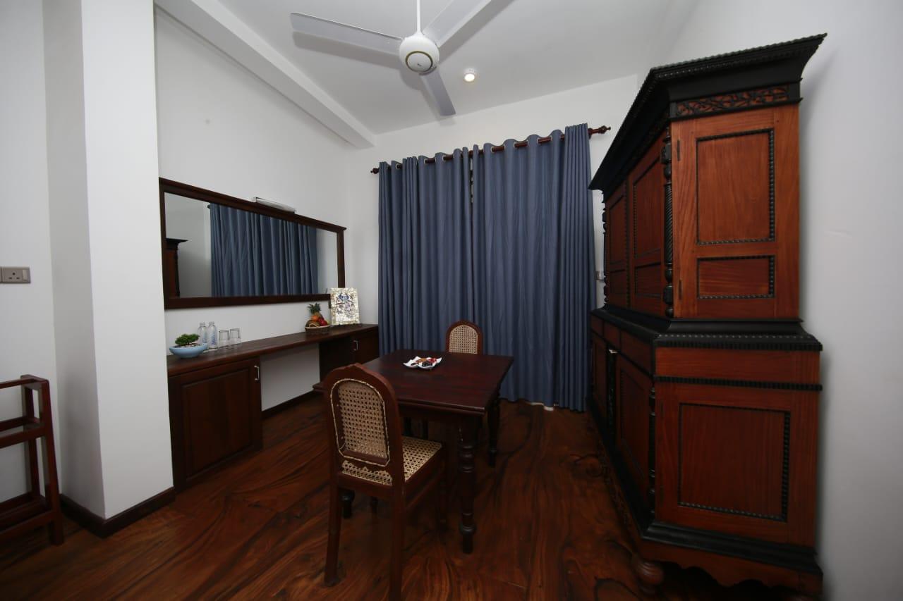 Luxury Hotel for Sale – Mirissa, Sri Lanka - 18 Rooms - 750Mn
