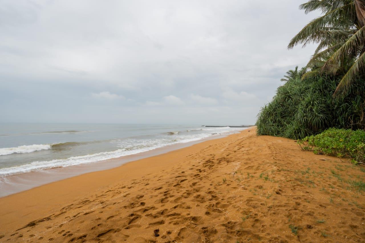 Luxury Hotel Villa for Sale – Kalutara - 10 Rooms - 165 Mn