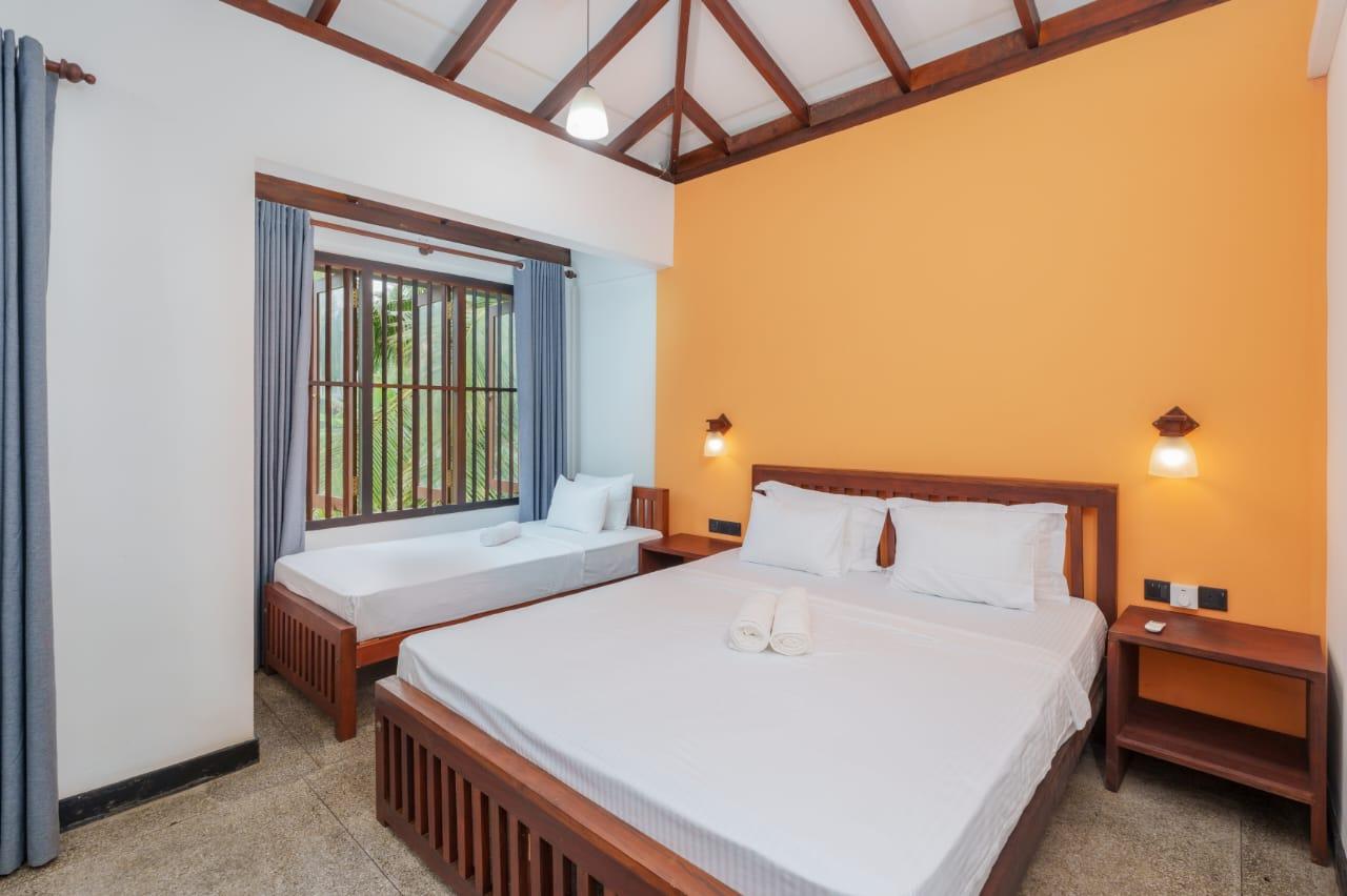 Luxury Hotel Villa for Sale – Kalutara - 10 Rooms - 165 Mn