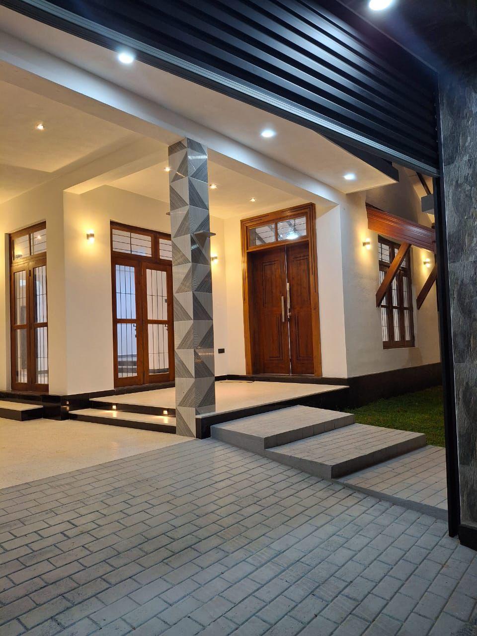 Luxury House for Sale in Negombo - 12.5 Perches - 36.5Mn