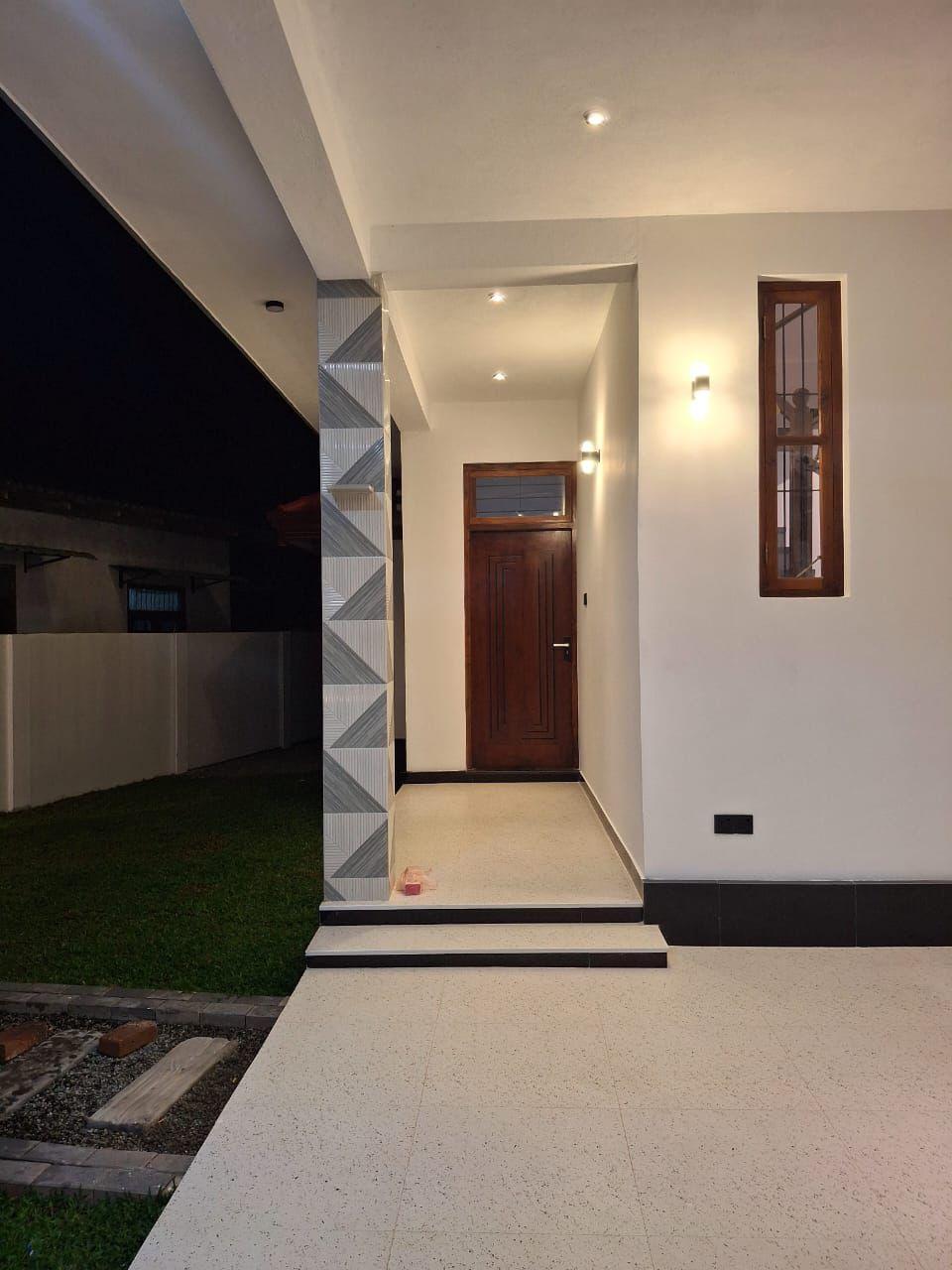 Luxury House for Sale in Negombo - 12.5 Perches - 36.5Mn