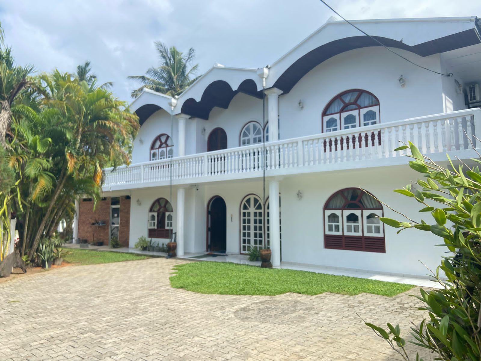 Luxury Villa  for Sale in Aluthgama - 34 Perches - 7 Rooms - 85Mn