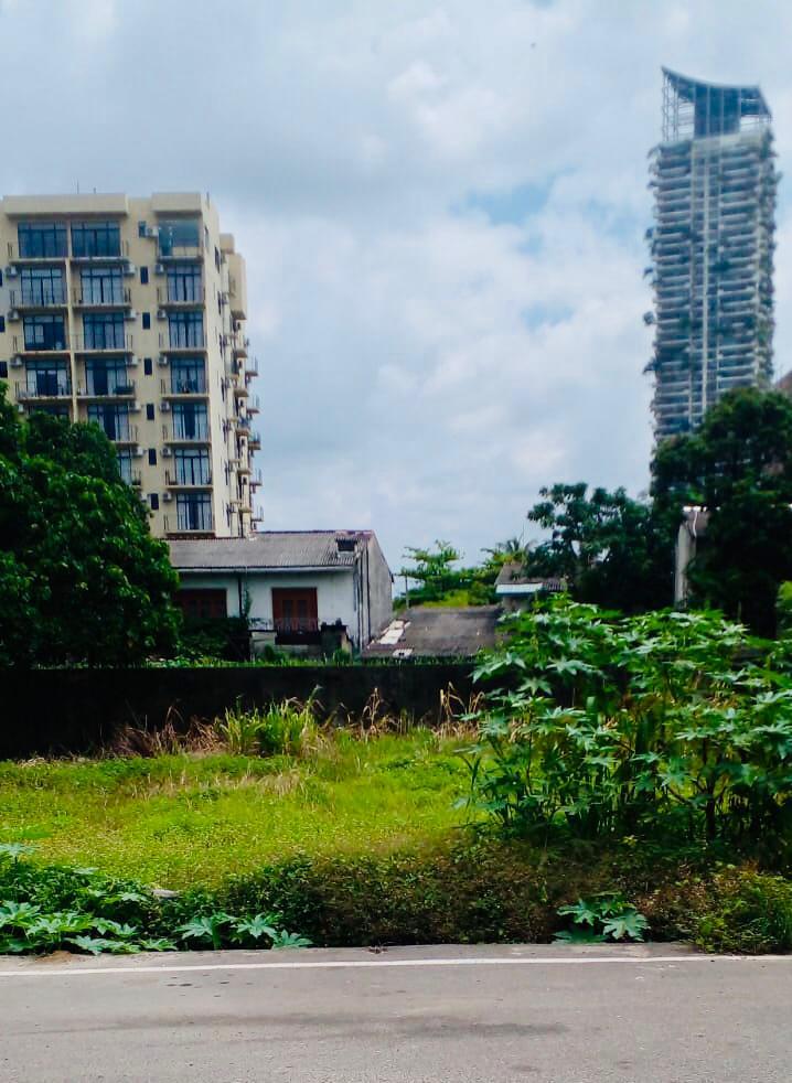 Prime 114.5P Commercial Land for Sale in Rajagiriya