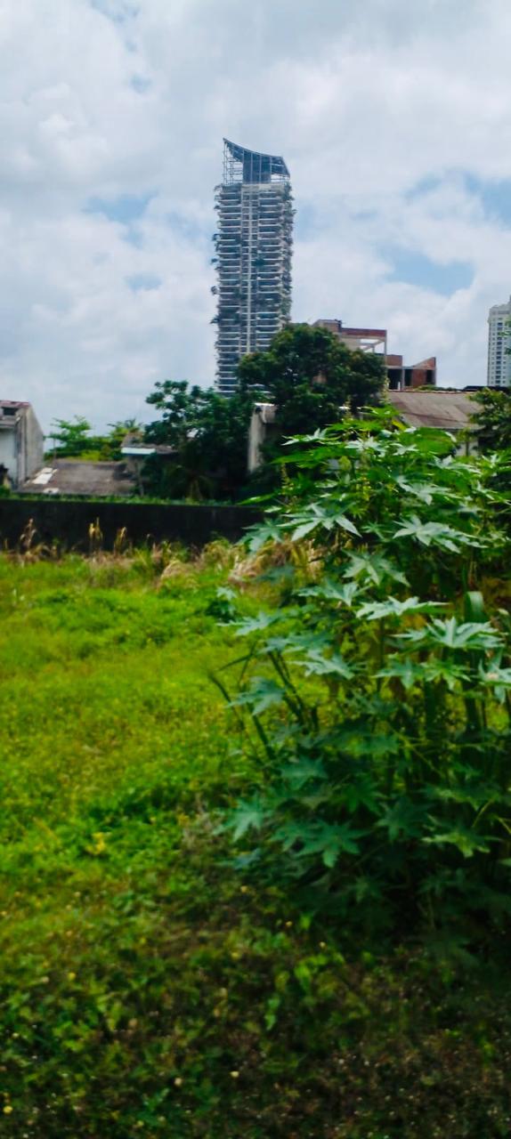 Prime 114.5P Commercial Land for Sale in Rajagiriya