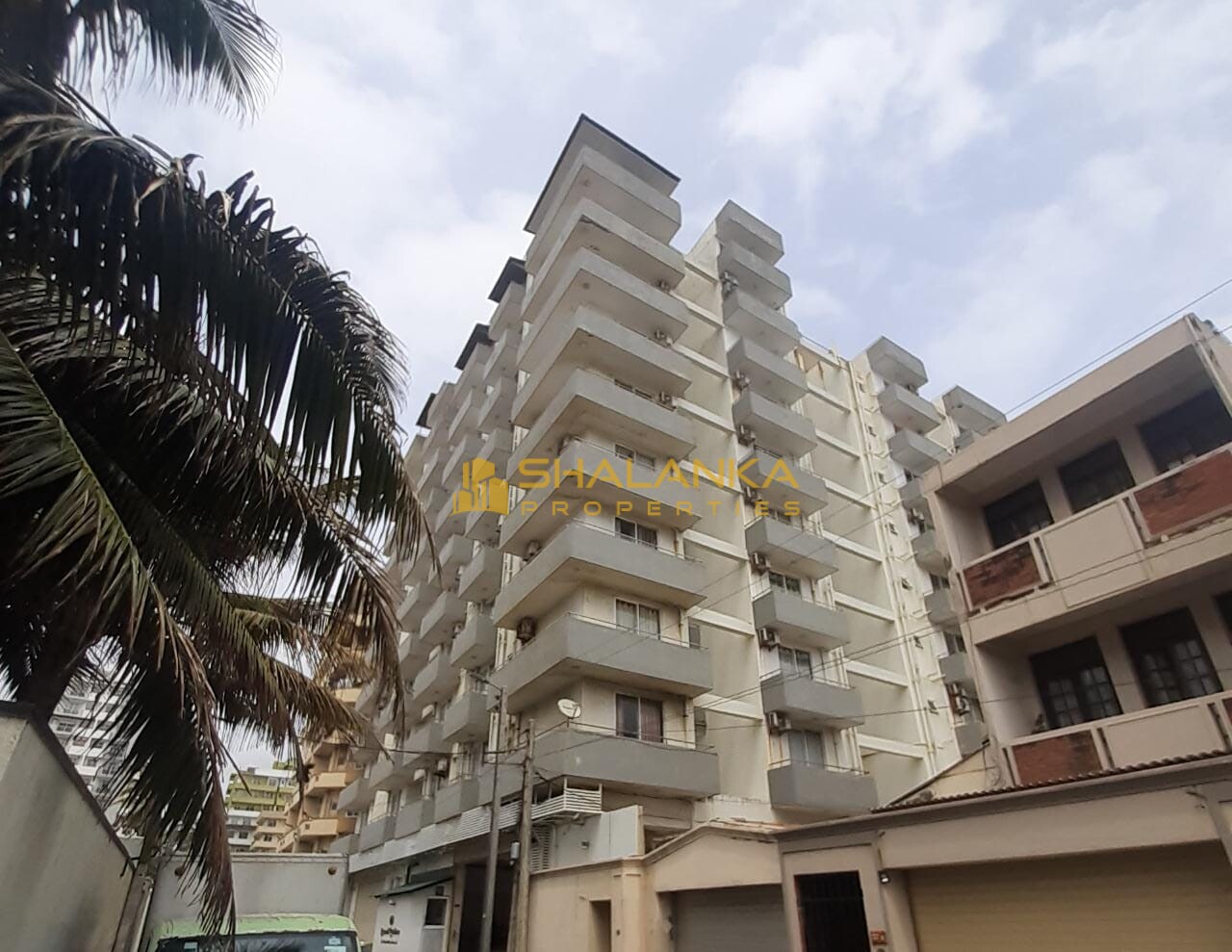 Boswell Residence, 35, Boswell Place, Wellawatte, Colombo 06 Real