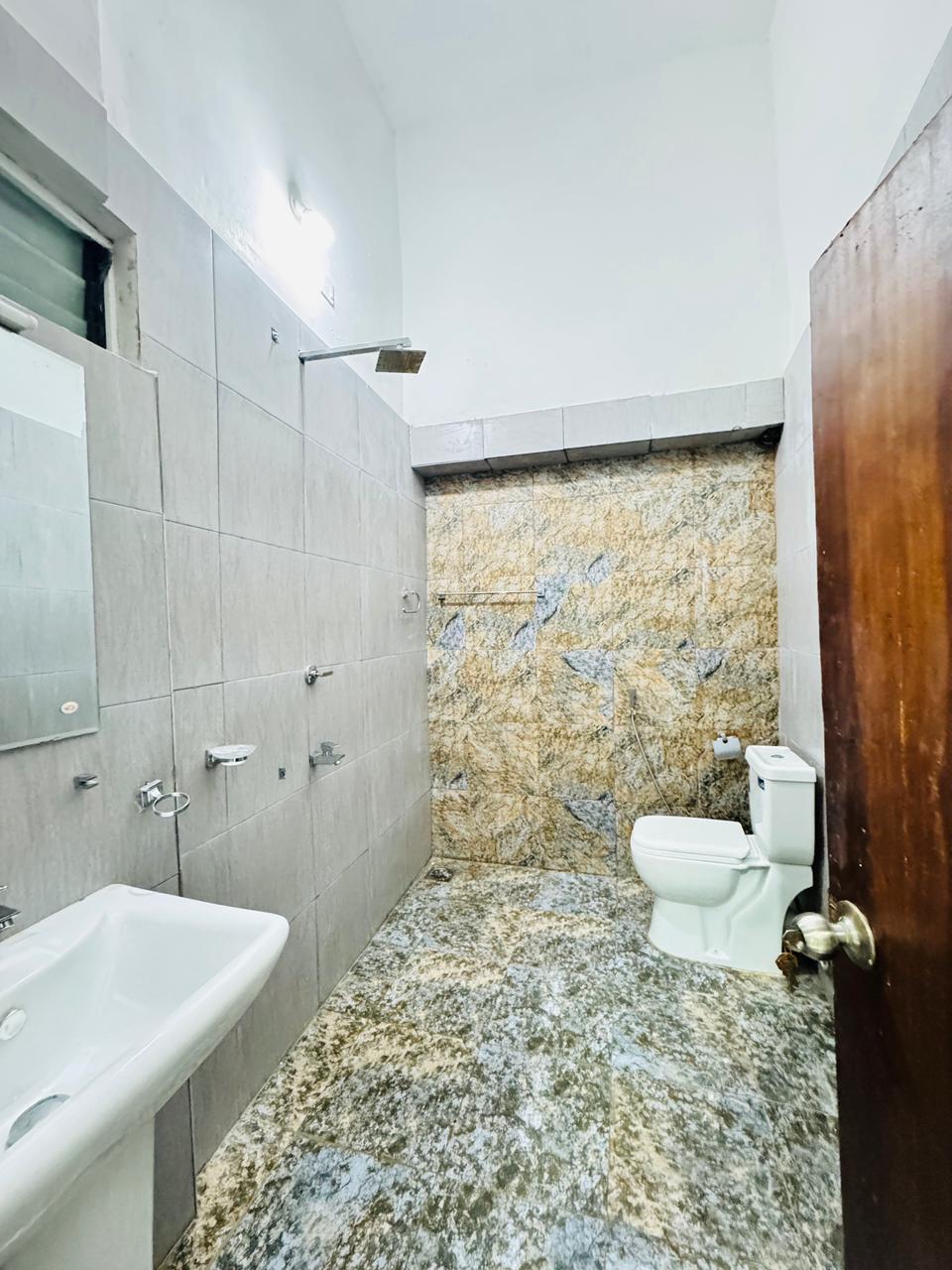 Spacious 4BR Two-Storey House for Sale in Dehiwela – Parakrama Road