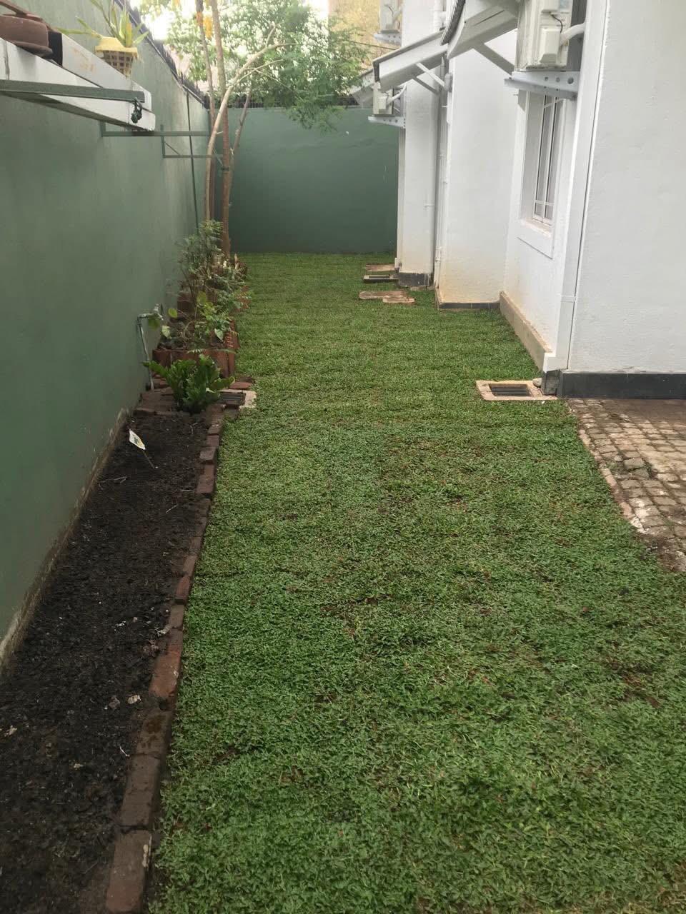 Spacious 6 Bedroom House for Sale in Kirulapana