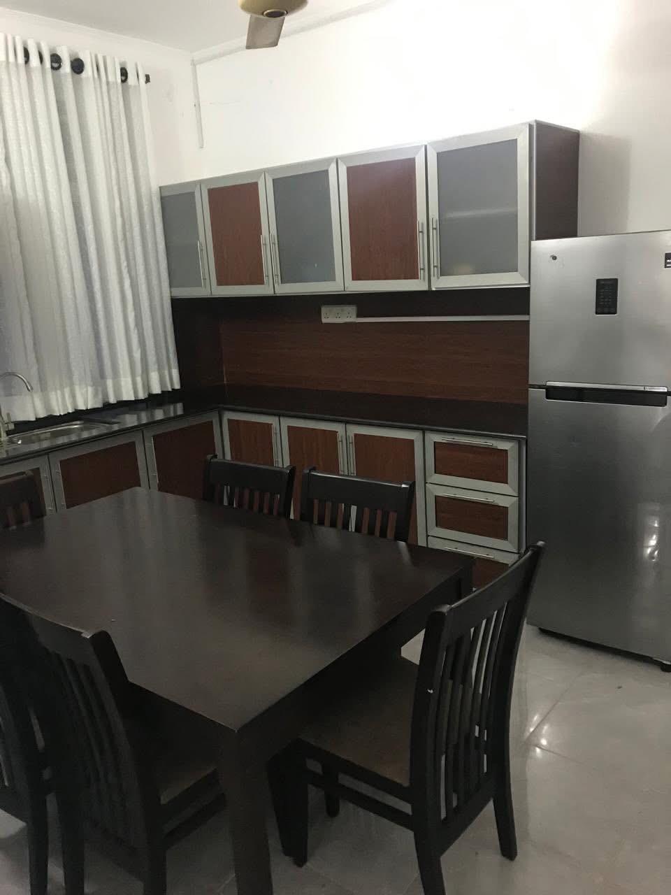 Spacious 6 Bedroom House for Sale in Kirulapana