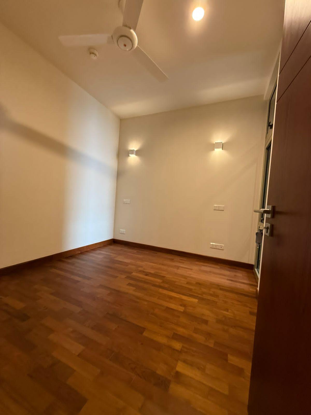 The grand apartment for sale  Colombo 7