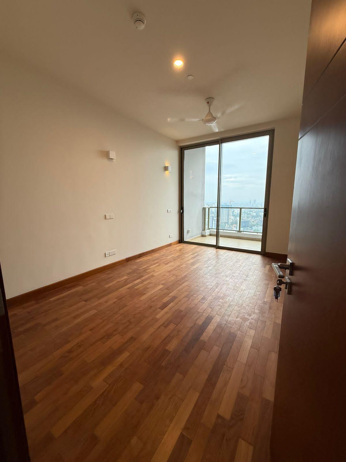 The grand apartment for sale  Colombo 7