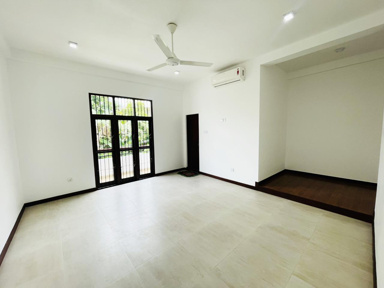 Modern House For Sale In Piliyandala
