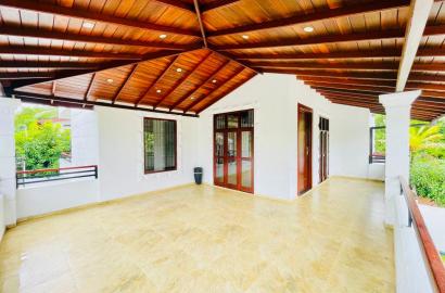 Modern House For Sale In Piliyandala