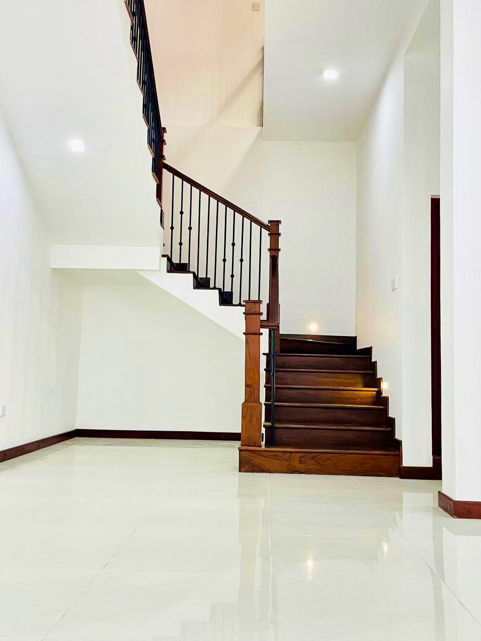 Modern House For Sale In Piliyandala