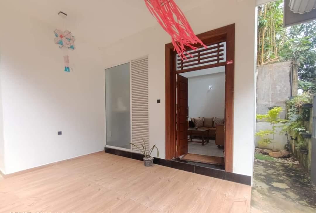 Unfurnished House for Sale in Boralesgamuwa!