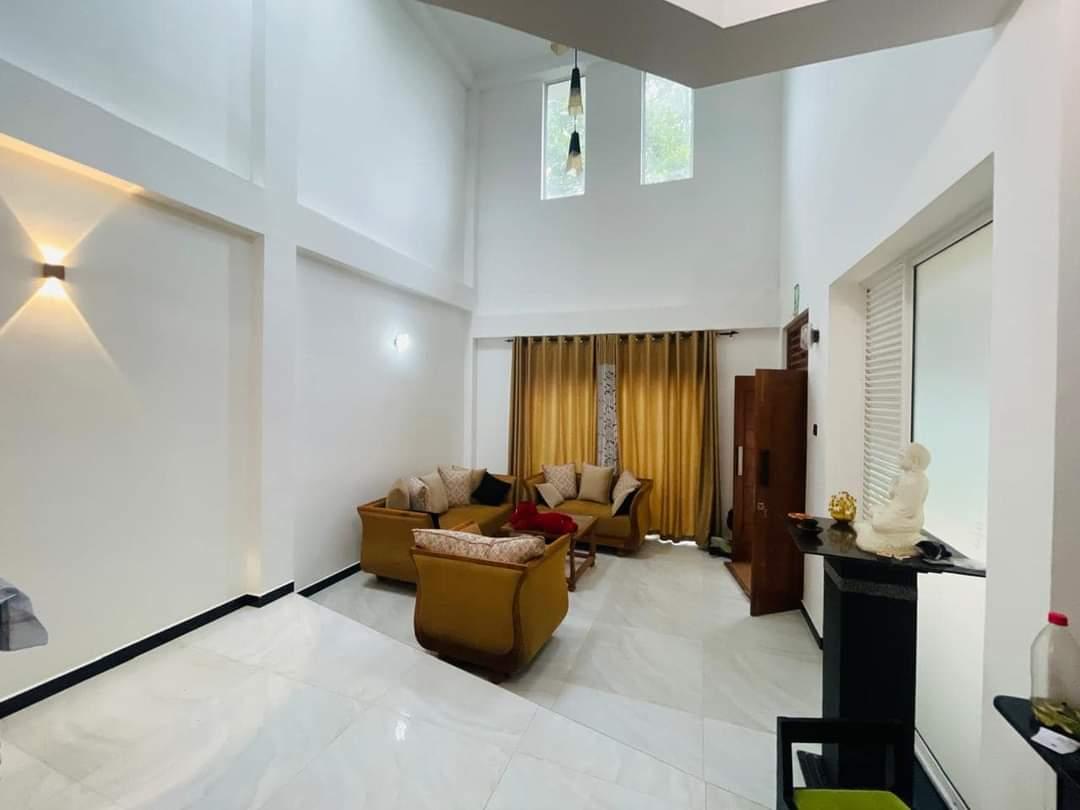 Unfurnished House for Sale in Boralesgamuwa!