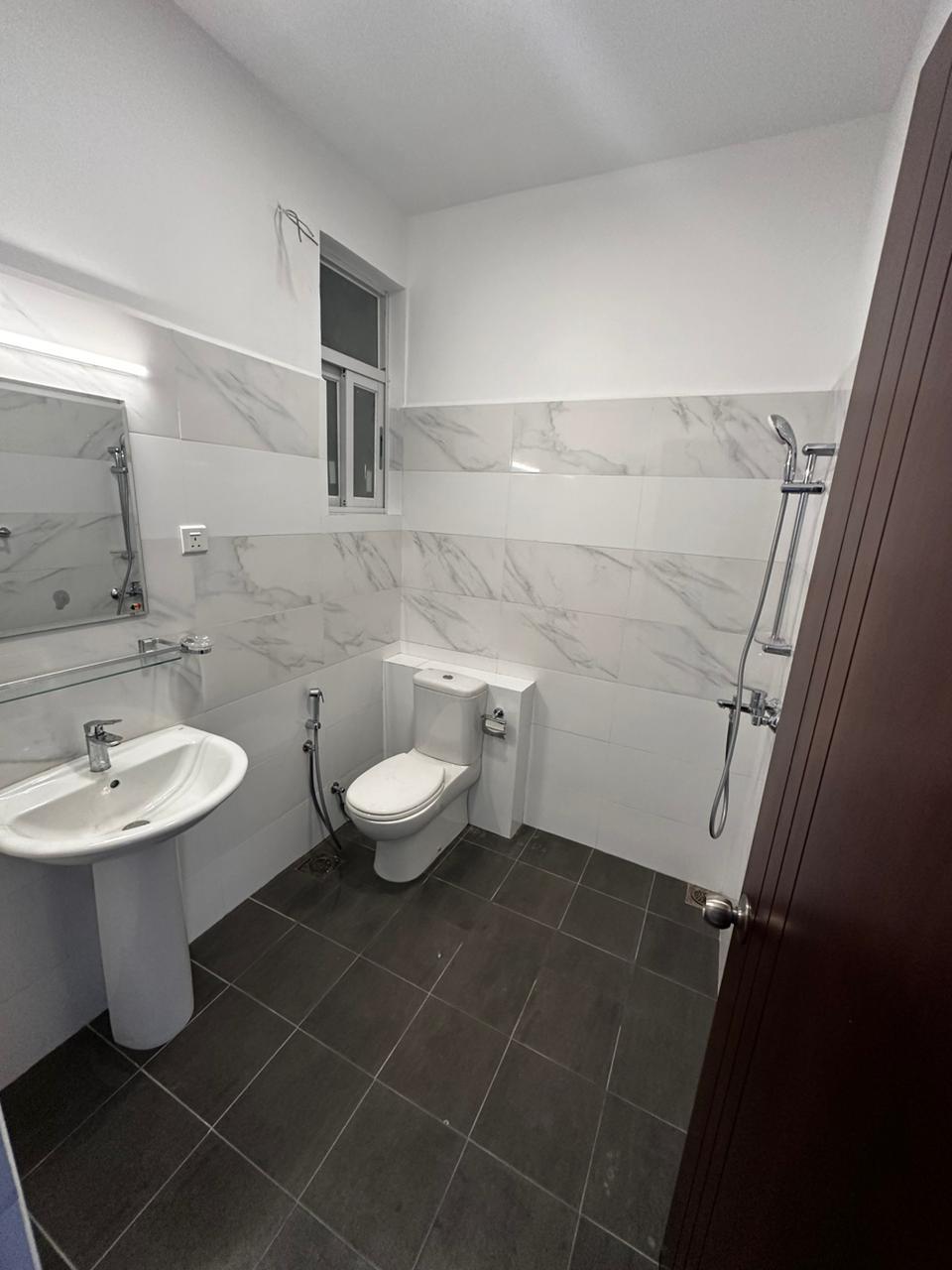 Apartment for sale at kawdana road dehiwala