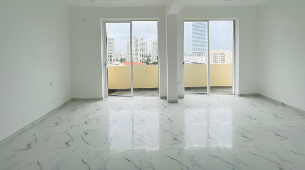 Wellawatta DUPLEX Apartment For Sale