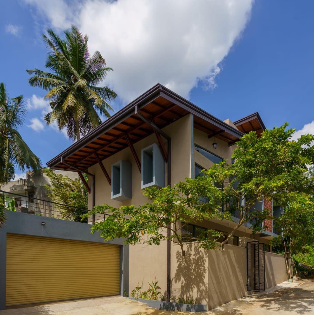 House for sale - Thalawathugoda